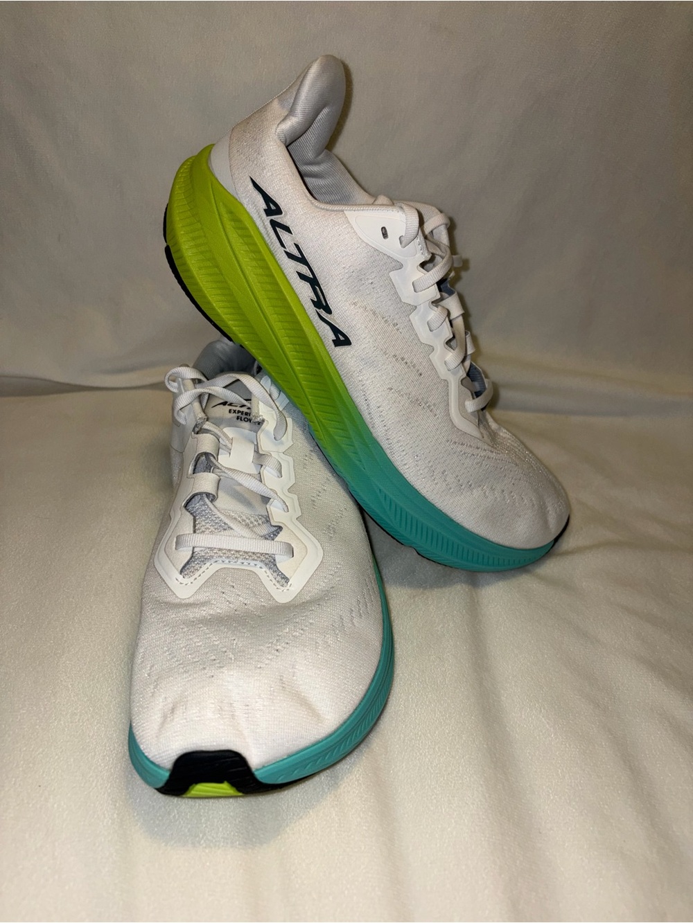 Altra Men's Experience Flow 2 Road Running Shoes size 10